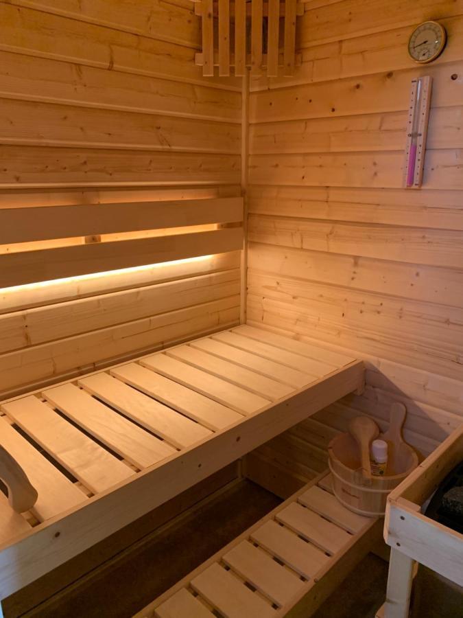 Idyllische Fewo Belling Spa - Eigene Sauna Und E-Ladesaeule Dresden Bagian luar foto